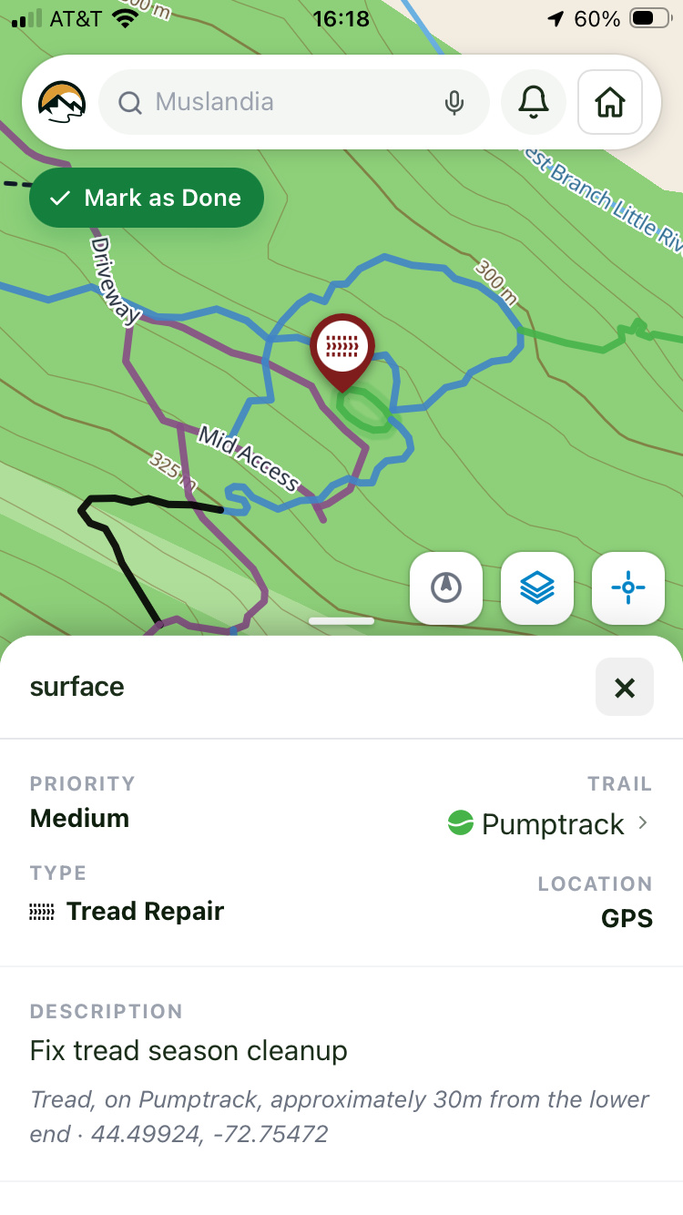 A maintenance item open in the field app, showing priority, type, location and description