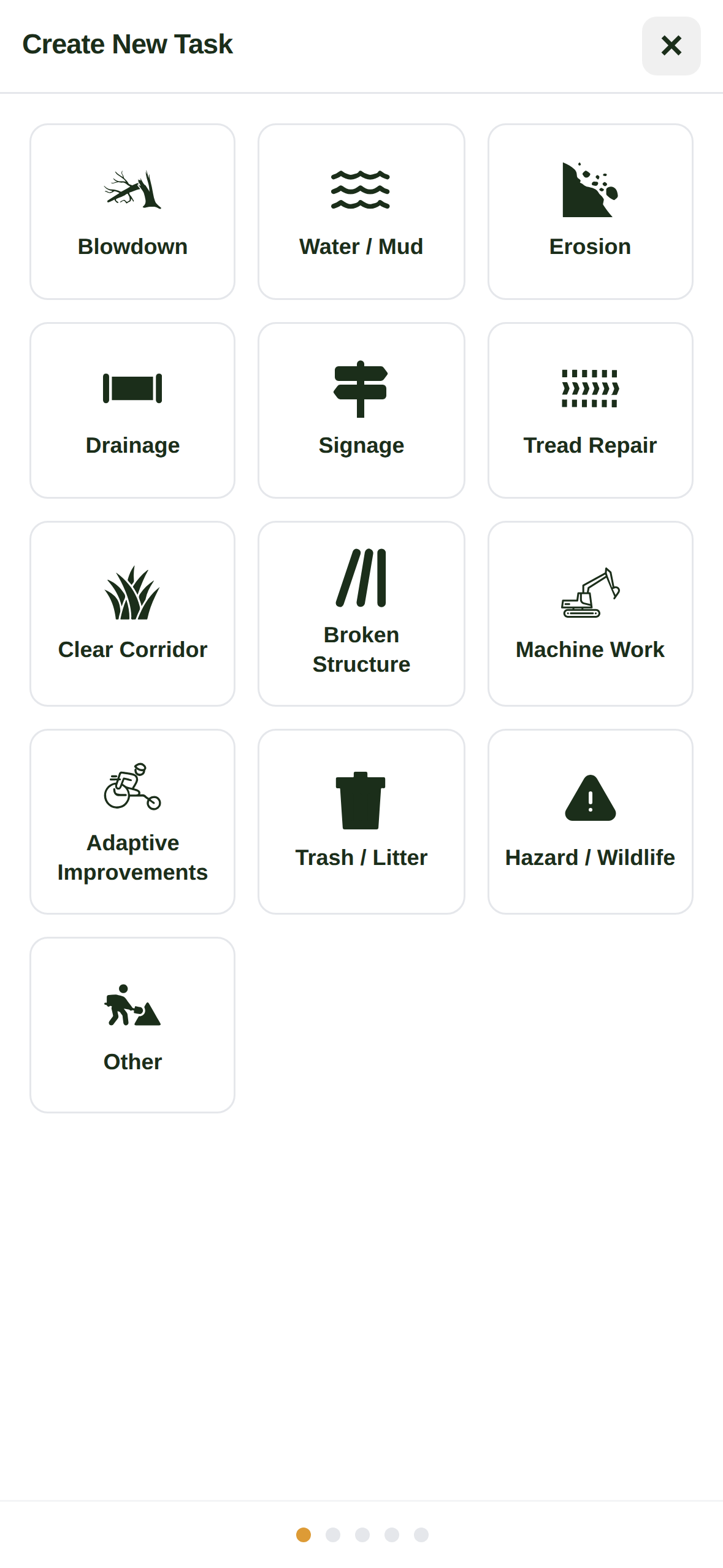 A maintenance item on the field app, with its photo, trail and status