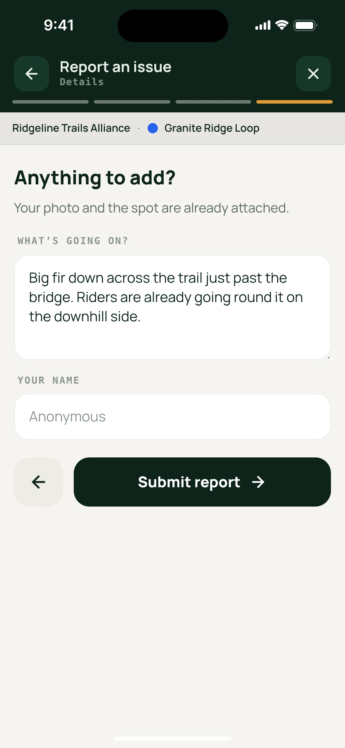 TrailsIQ Go: saying what is on the trail, with the photo already attached